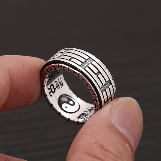 Anillo Vintage de Plata Tailandesa con Escritura Sagrada - Diseño Masculino - Image 8