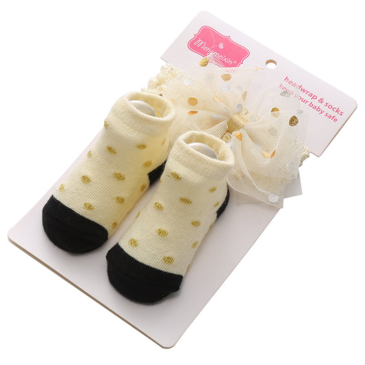 Calcetines Infantiles con Pompones 3D y Lunares para Niños - Image 10