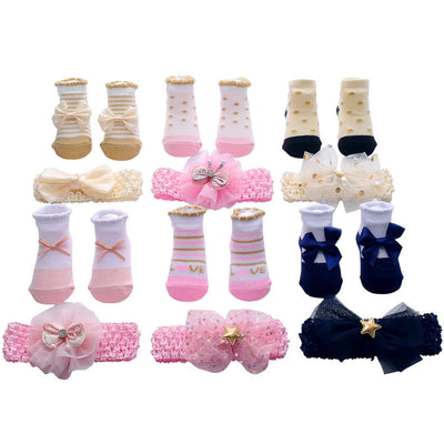 Calcetines Infantiles con Pompones 3D y Lunares para Niños - Image 17