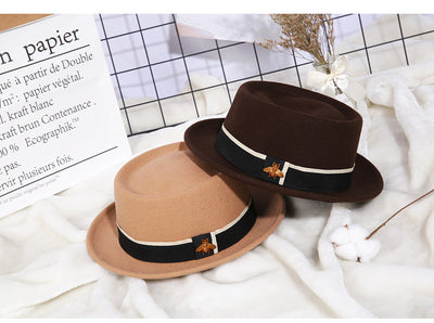 Sombrero de Lana Pura para Mujer con Detalle de Abejita - Accesorio de Moda - Image 18
