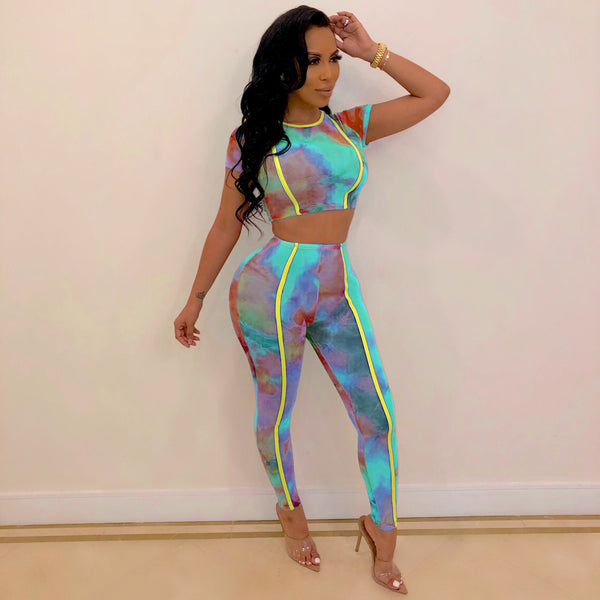 Traje Deportivo Tie-Dye Moderno - Image 23