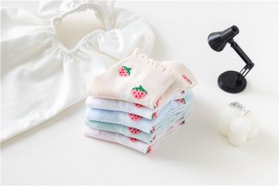 Calcetines Infantiles de Fresa Tubo Medio Niñas Tela Fina - Image 12