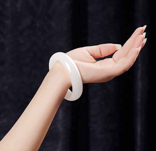 Pulsera de Jade Blanco Beijing Plana para Mujer - Image 8