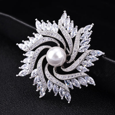 Broche de Cristal Circón Lujo Coreano con Diseño Girasol - Image 7