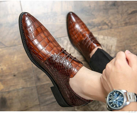 Zapatos de Cuero Formal Puntiagudo para Hombre - Elegancia Profesional - Image 9