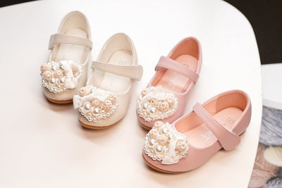 Zapatos Planos de Princesa con Brillantes y Flores de Perla para Niñas - Image 7