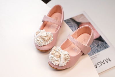 Zapatos Planos de Princesa con Brillantes y Flores de Perla para Niñas - Image 13