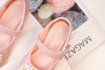 Zapatos Planos de Princesa con Brillantes y Flores de Perla para Niñas - Image 16