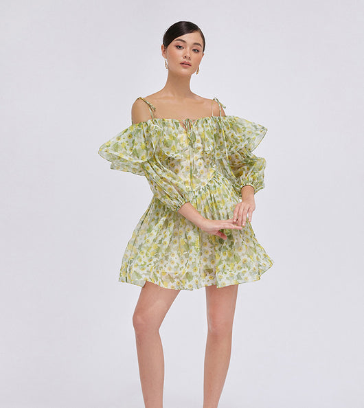 Vestido Navideño Floral con Volantes y Corte Ajustado - Image 9