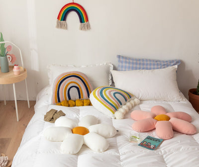 Almohada Decorativa Arcoíris Bordada para Habitación Infantil - Image 13