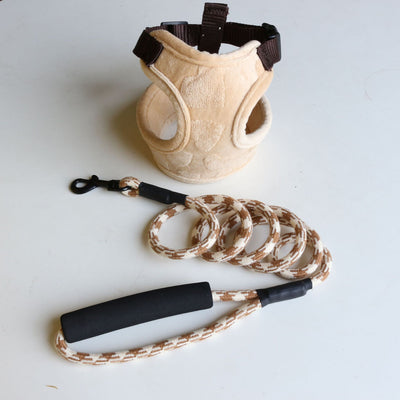 Chaleco Protector de Franela Suave con Correa para Perros - Image 11