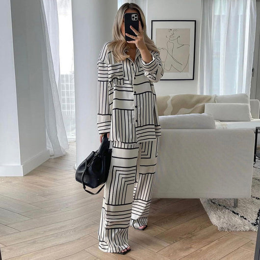 Conjunto de Dos Piezas: Blusa Satinada con Estampado Europeo y Americano para Mujer - Image 9