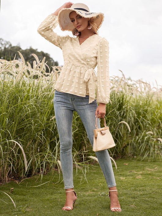 Blusa Elegante de Encaje Jacquard con Escote V y Mangas Largas - Image 10