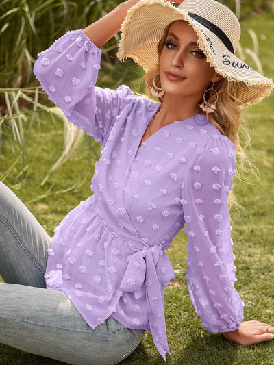Blusa Elegante de Encaje Jacquard con Escote V y Mangas Largas - Image 12
