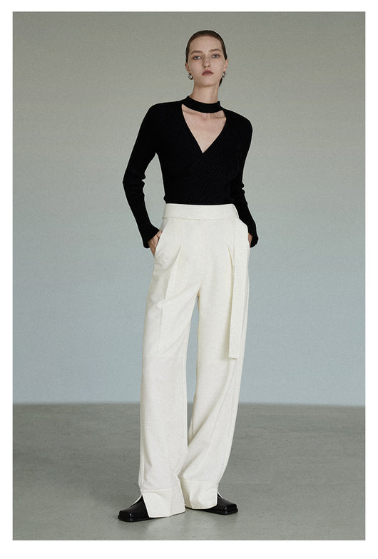 Suéter Negro Escotado en V con Cuello Halter para Mujer - Image 18