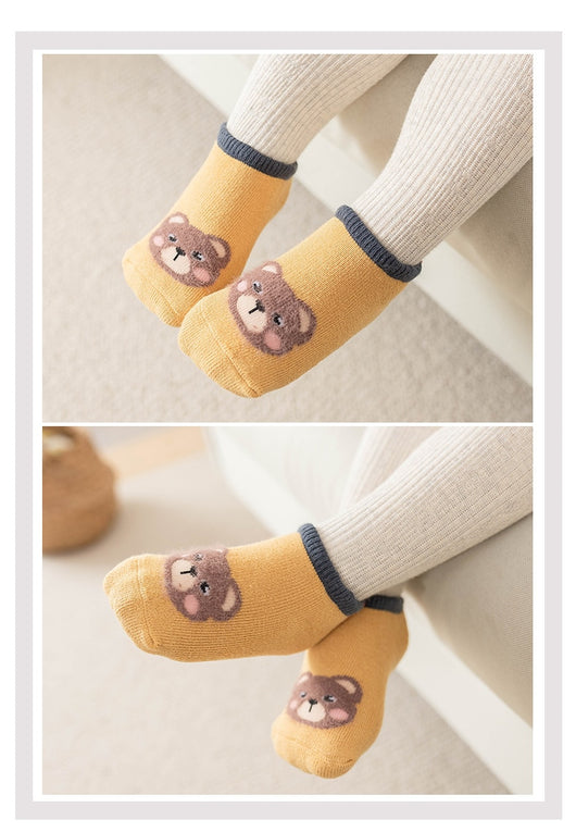 Calcetines Antideslizantes para Bebé con Diseño Cartoon y Suela Reforzada - Image 18