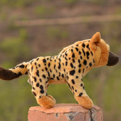 Peluche Realista de Perro Salvaje Africano e Hiena - Image 10