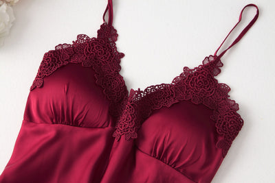 Pijama Enterizo de Seda con Tirantes y Almohadilla en el Pecho - Image 14