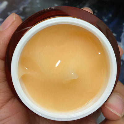 Gel Hidratante Blanqueador con Vitamina C - Image 3