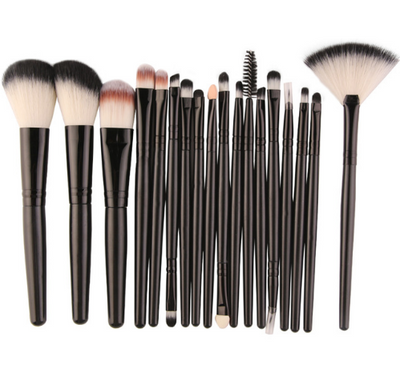 Set Profesional de 18 Brochas de Maquillaje MAANGE con Diseño Abanico - Image 7