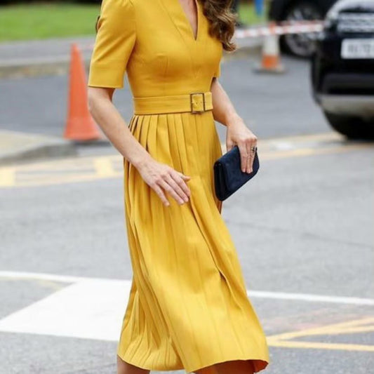 Vestido Midi Ajustado con Compresión y Pliegues Decorativos