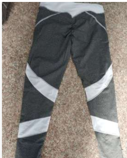 Pantalones Yoga Ajustados con Diseño Corazón en Cadera - Image 3