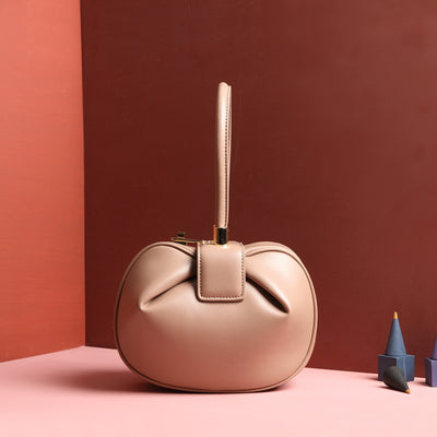 Bolso de Cuero Tipo Dumpling - Diseño Moderno y Versátil - Image 15