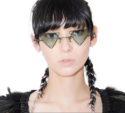 Gafas de Sol Punk Triángulo Hueco - Estilo Europeo Metálico - Image 2