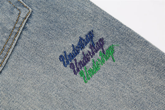 Jeans Acampanados con Bordado de Letras para Hombre - Marca Burr - Image 4