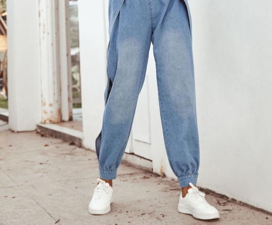 Jeans con Aberturas Laterales - Image 5
