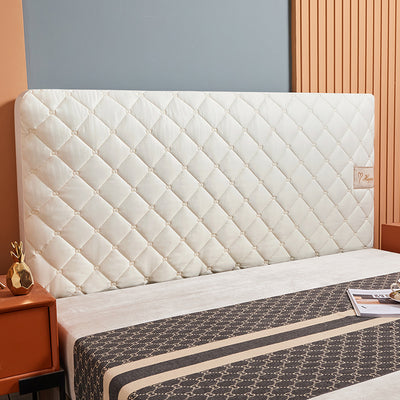 Protector de Cama Antimicrobiano con Bordes Reforzados y Tela Antideslizante - Image 4