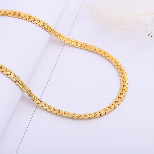 Cadena para Hombre Estilo Serpiente en Tono Dorado - Image 8