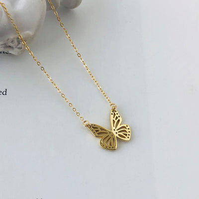 Collar Mariposa de Diamantes - Image 4