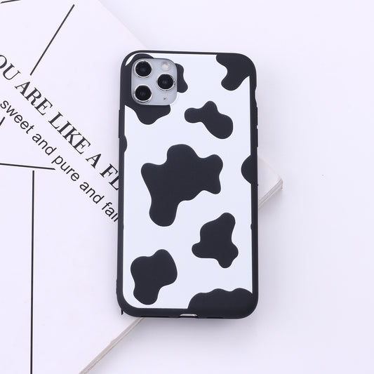 Funda Protectora Celular con Diseño de Manchas de Vaca - Image 2