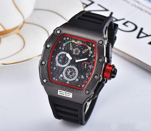 Reloj de Cuarzo para Hombre con Correa de Silicona Diseño Calavera - Image 5