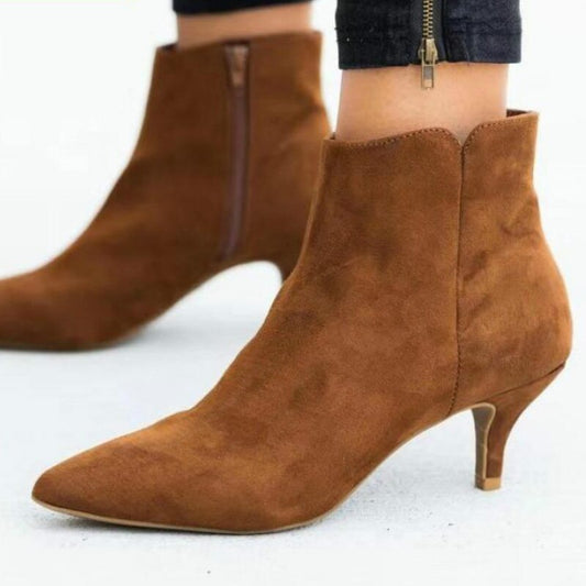 Botas Cortas Nude Talla Grande - Cómodas con Cierre y Diseño Casual