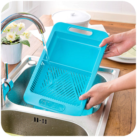 Tabla de Corte Multifunción con Colador Integrado para Cocina - Image 15