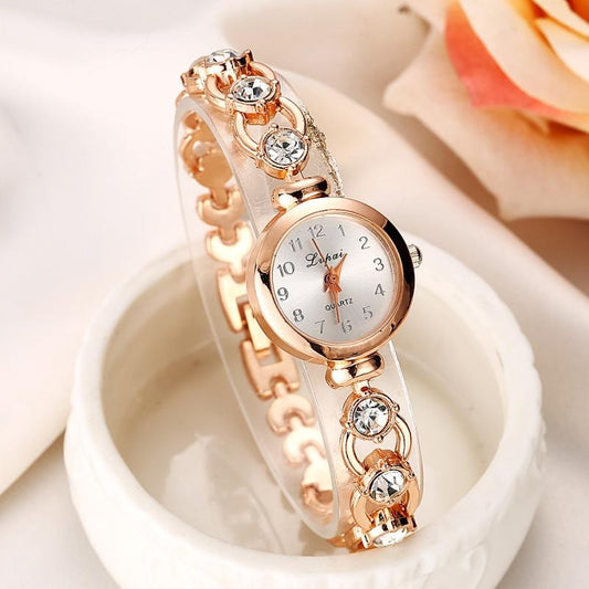 Reloj Elegante para Mujer con Pulsera de Aleación y Perlas