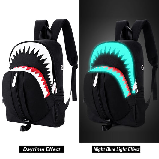 Mochila Tiburón Luminosa con Función USB - Image 2