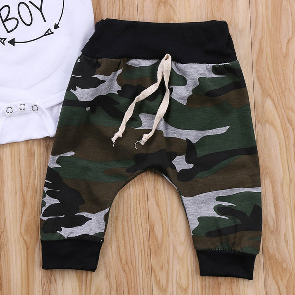 Pantalones Camuflaje con Letras Blancas