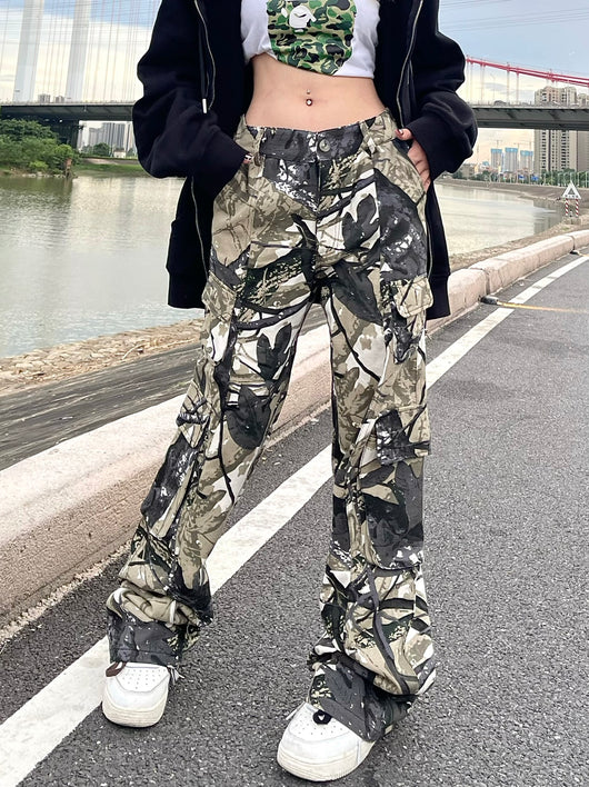 Pantalón Cargo Vintage Camo de Pierna Ancha con Bolsillos - Image 9