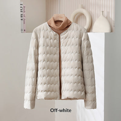 Chaqueta Corta Acolchada para Mujer con Cuello Fruncido - Image 7