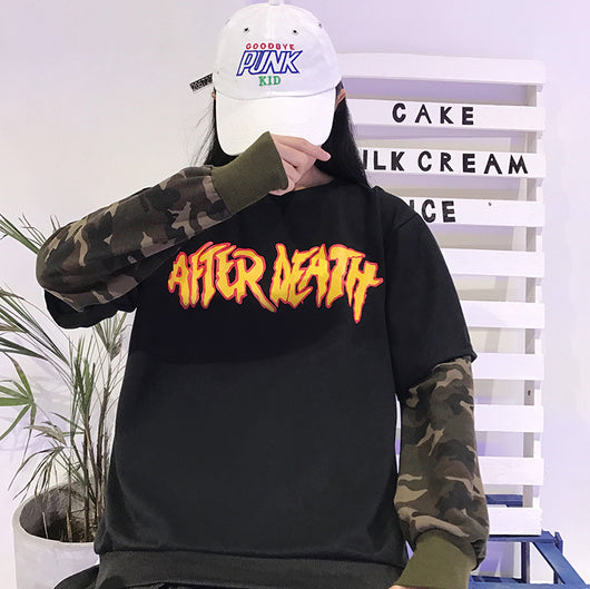 Suéter Holgado Estilo Coreano con Mangas Camuflaje y Estampado de Letras