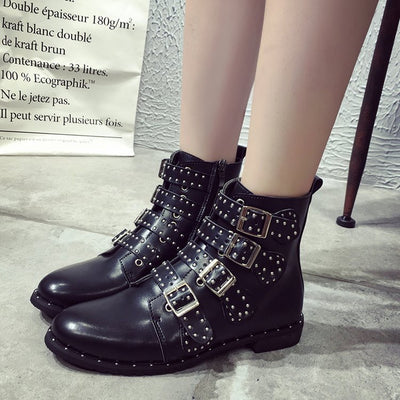 Botas Cortas Remachadas