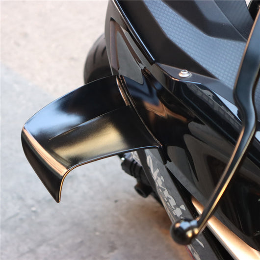 Adhesivos Deportivos Aerodinámicos para Motos y Autos de Carrera - Image 11