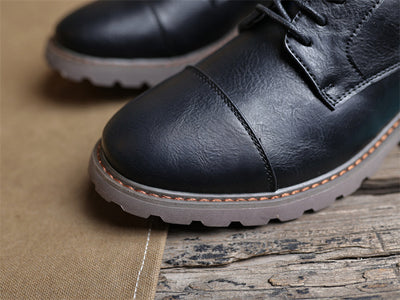 Zapatos de Cuero para Hombre Estilo Retro Casual con Diseño Moderno - Image 5