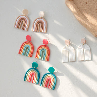 Aretes de Arcilla Polimérica Arcoíris Hechos a Mano Estilo Retro