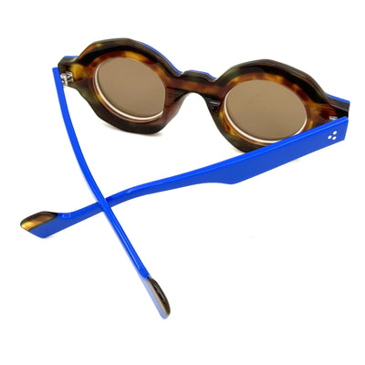 Gafas de Sol Polarizadas Azul Klein con Diseño Irregular - Image 4