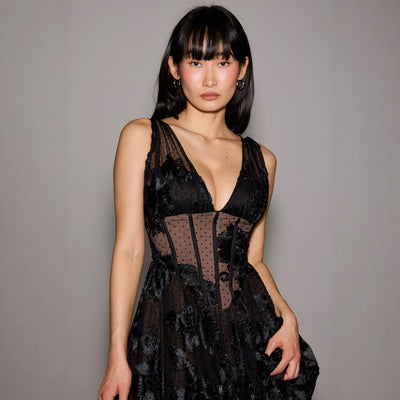 Vestido de Noche Elegante Negro Escote en V Profundo Malla - Image 3