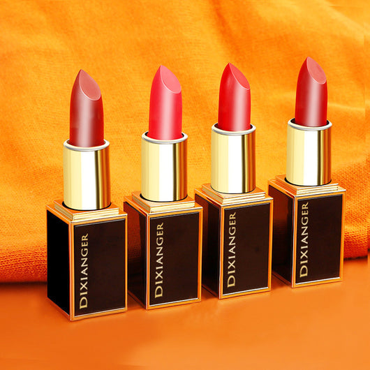 Labial Mate Aterciopelado con Fórmula Antidesecante